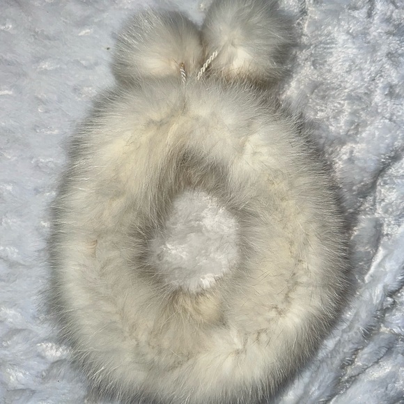 Luxurious Fox Fur Headband - Picture 4 of 8